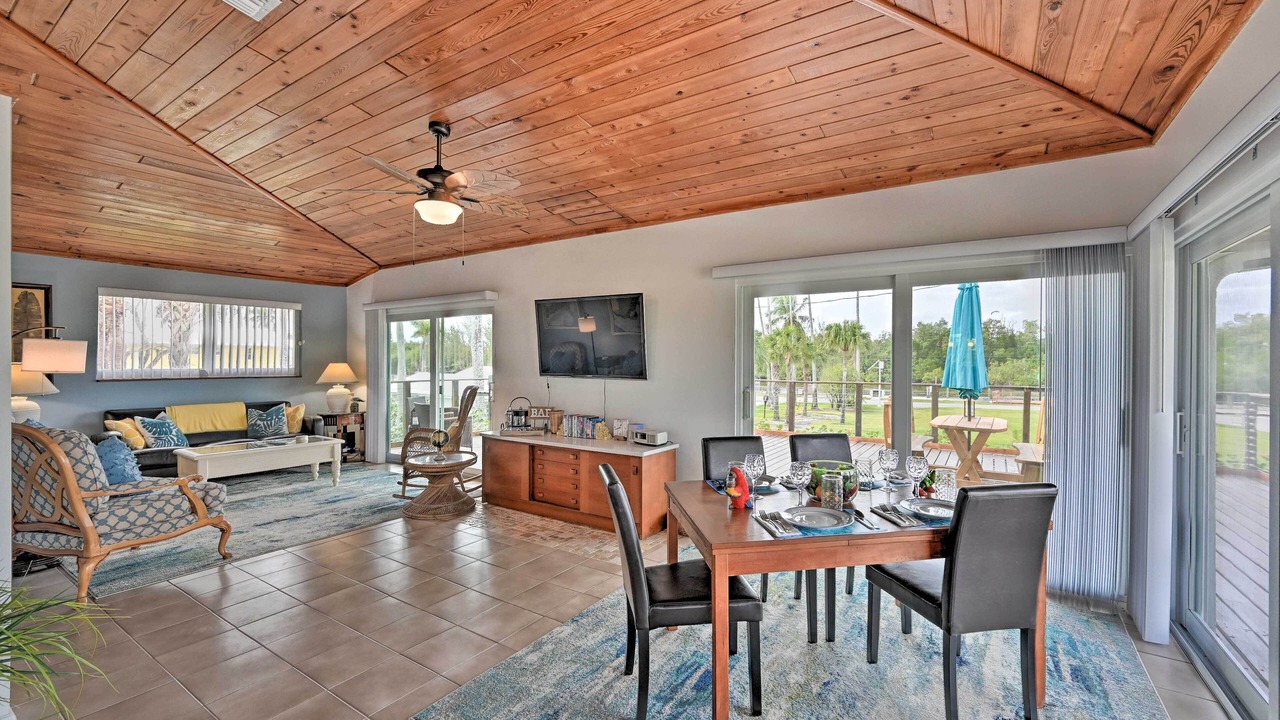 Photo of Bedroom in Everglades City