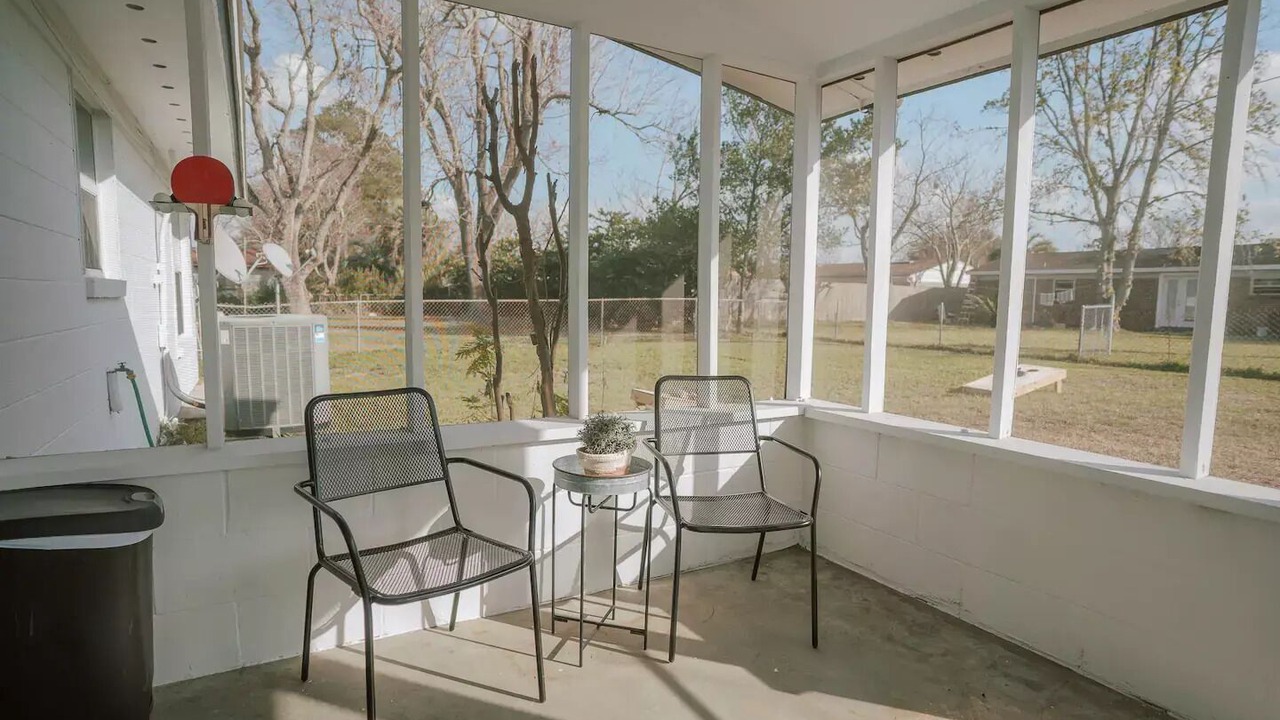 Photo of Patio Balcony in Sandalwood