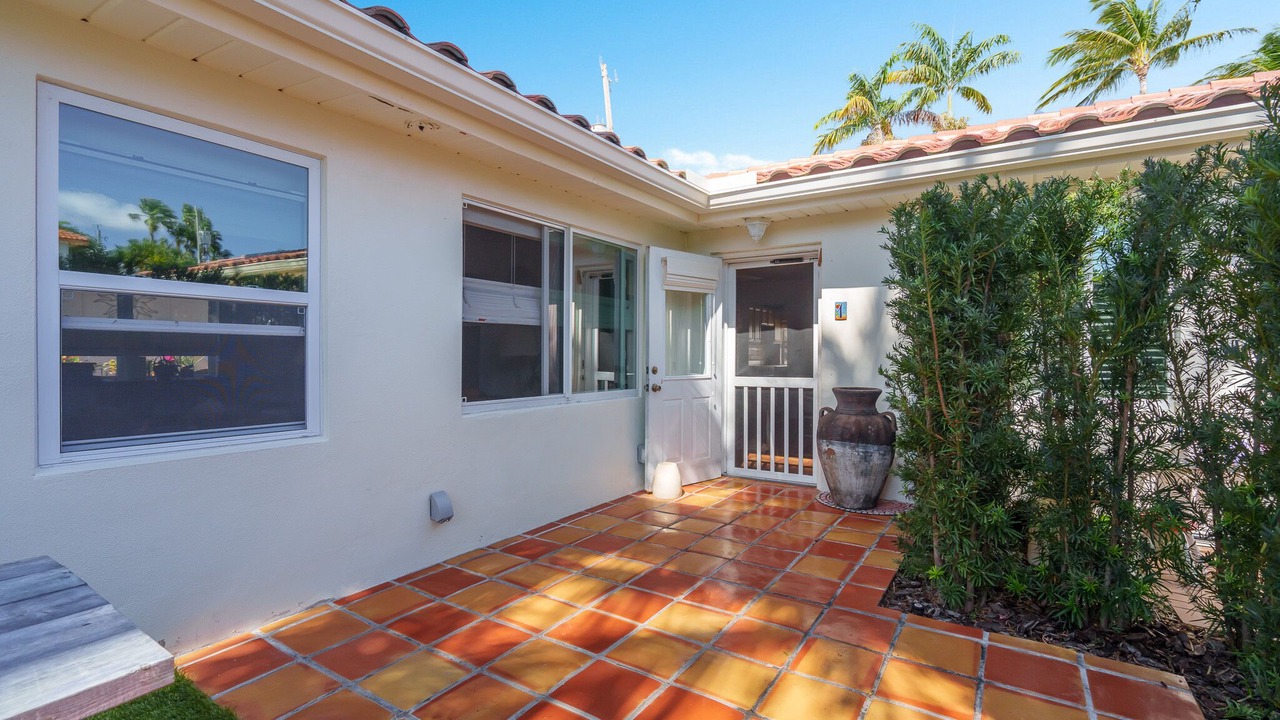 Photo of Patio Balcony in Ocean Ridge