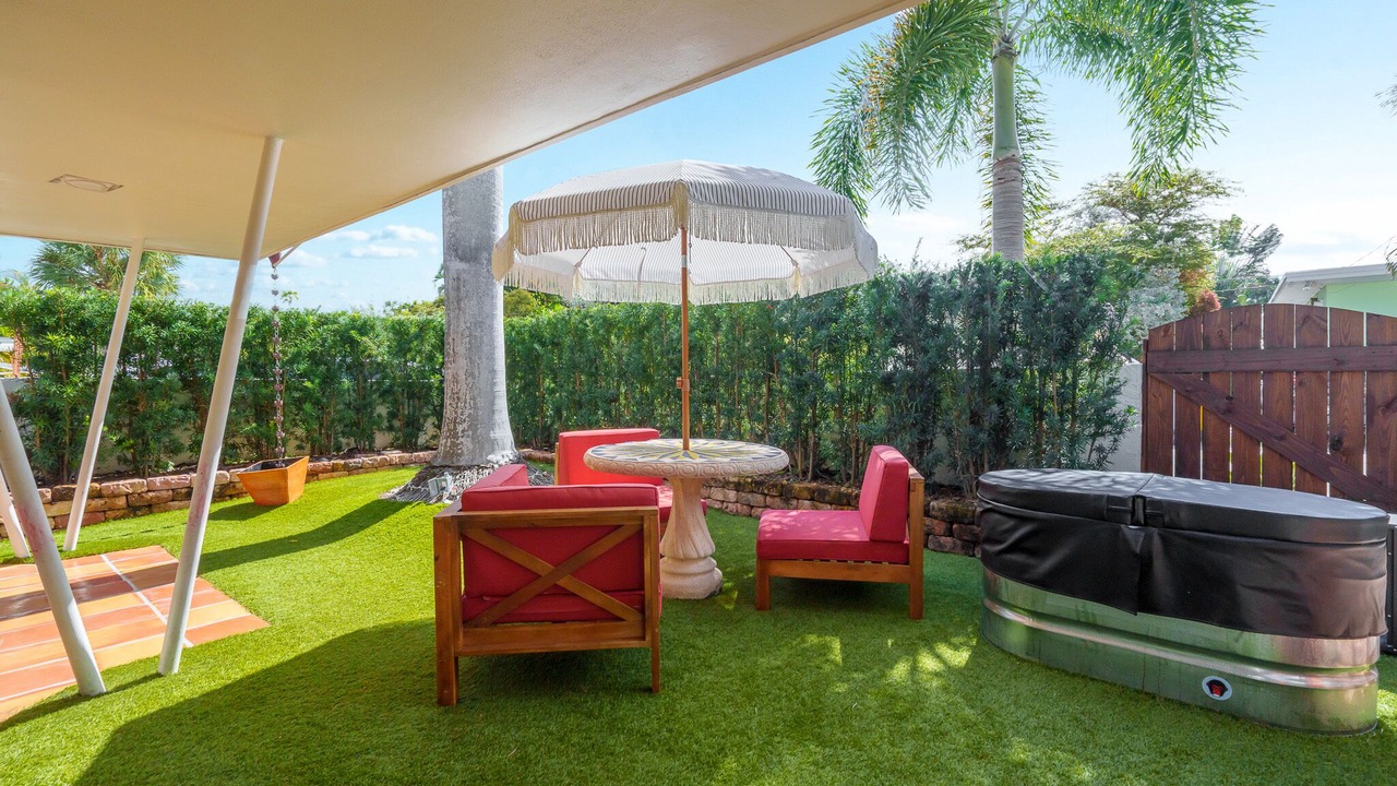 Photo of Patio Balcony in Ocean Ridge
