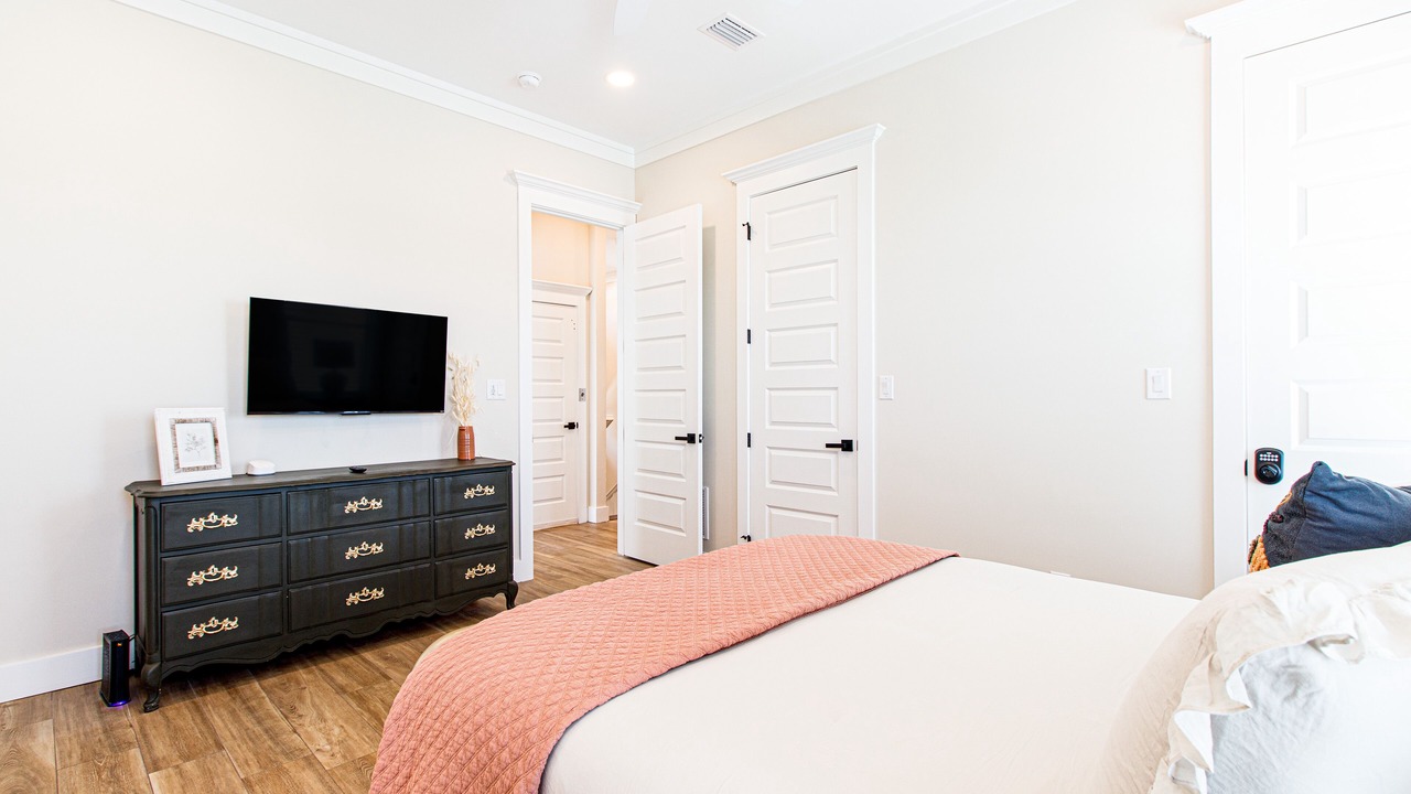 Photo of Bedroom in Navarre Beach