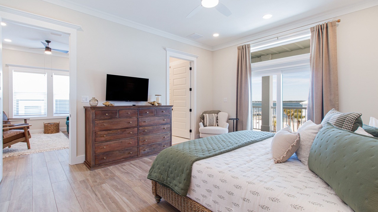 Photo of Bedroom in Navarre Beach