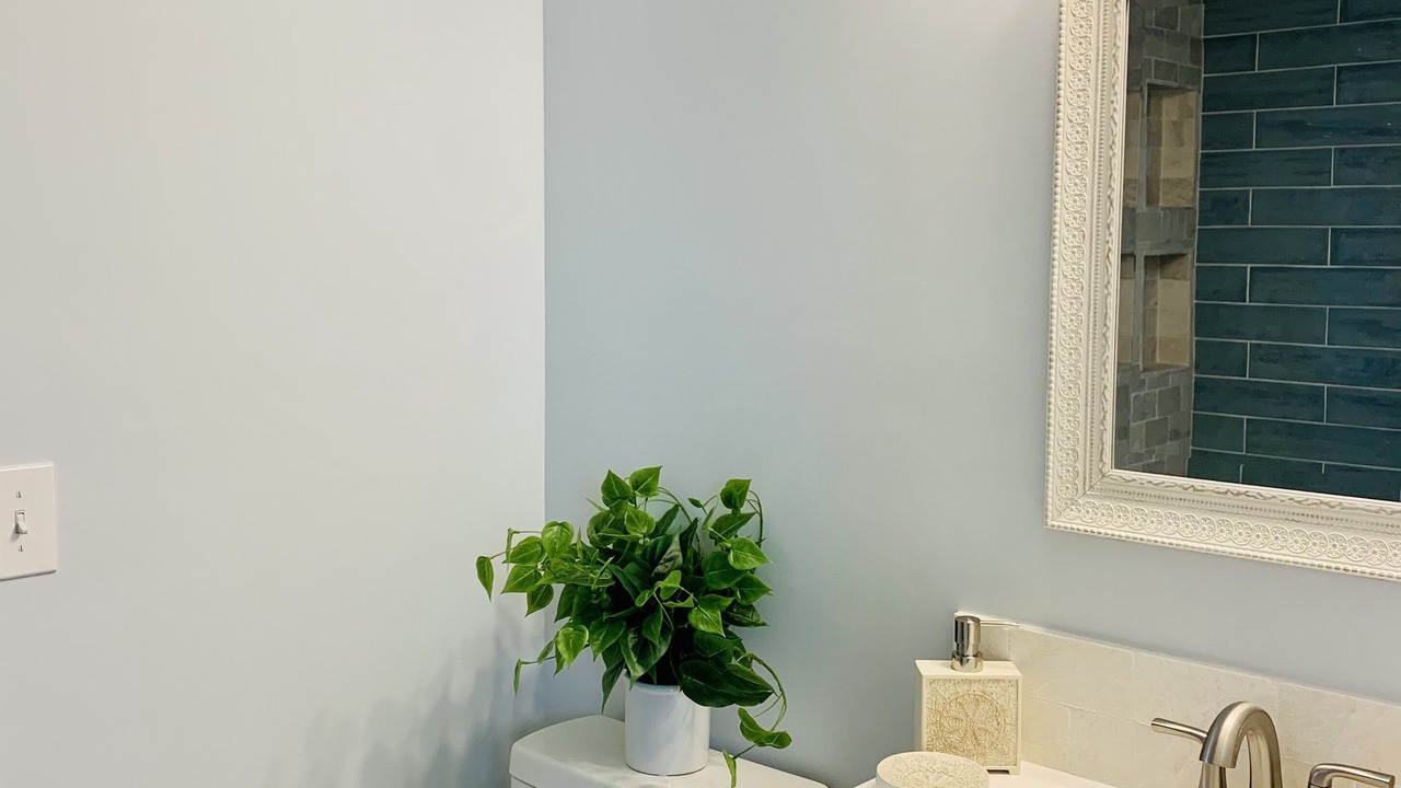 Photo of Bathroom in Dolphin's Cove