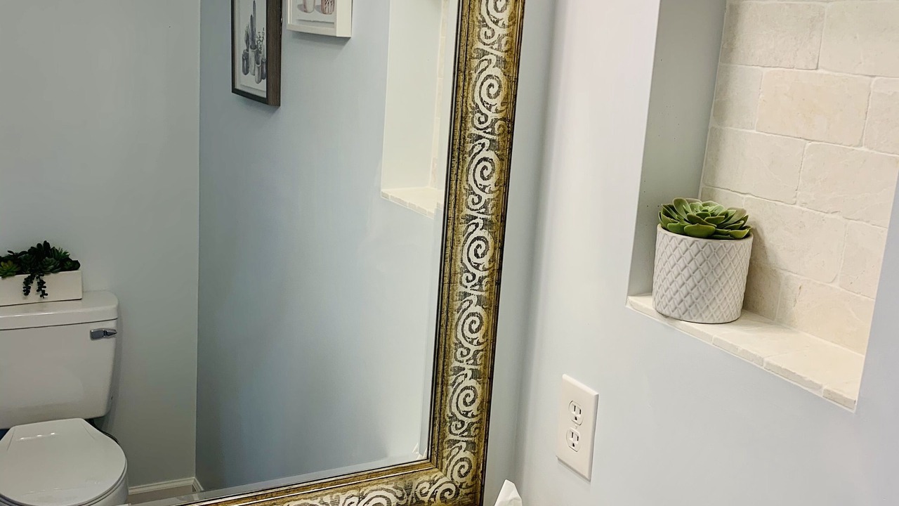 Photo of Bathroom in Dolphin's Cove