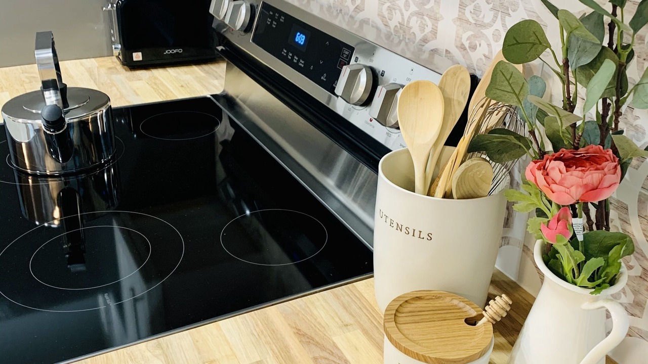 Photo of Kitchen in Dolphin's Cove