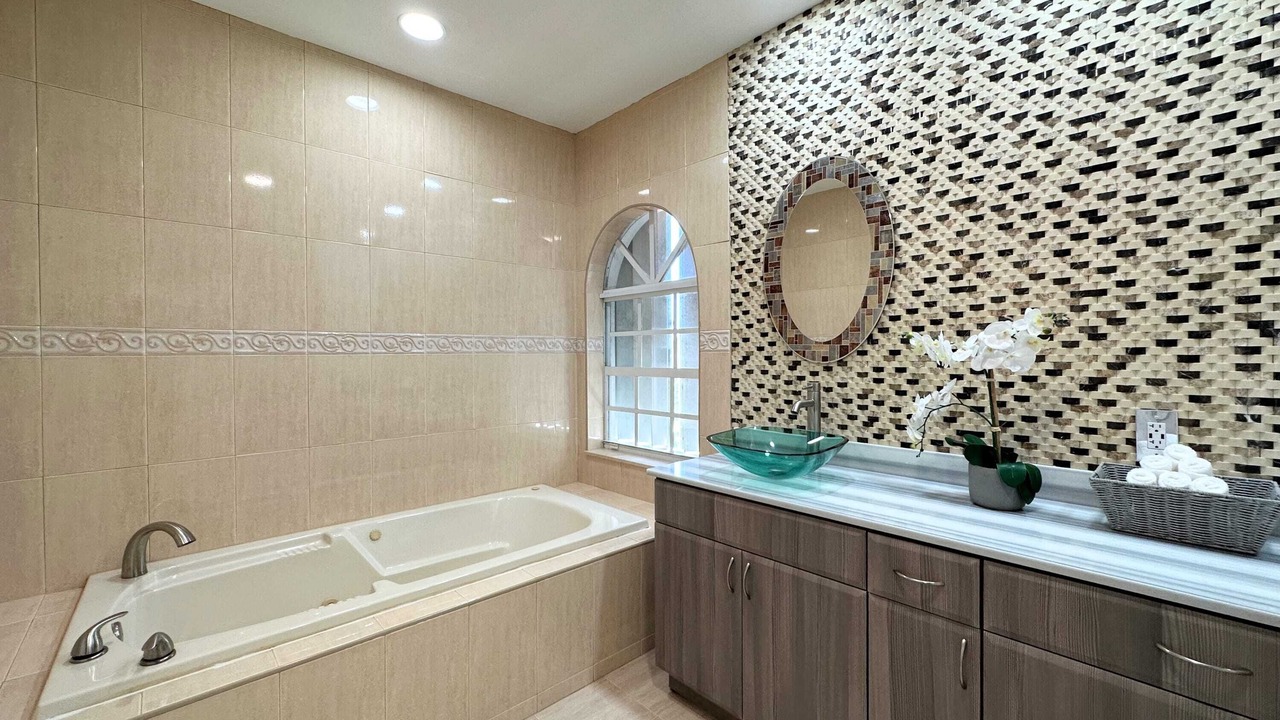Photo of Bathroom in Country Walk