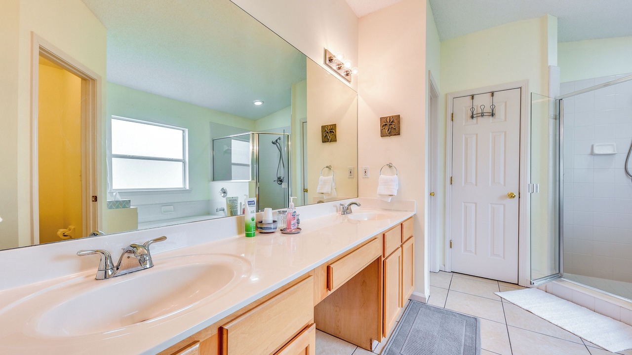 Photo of Bathroom in Fernandina Beach