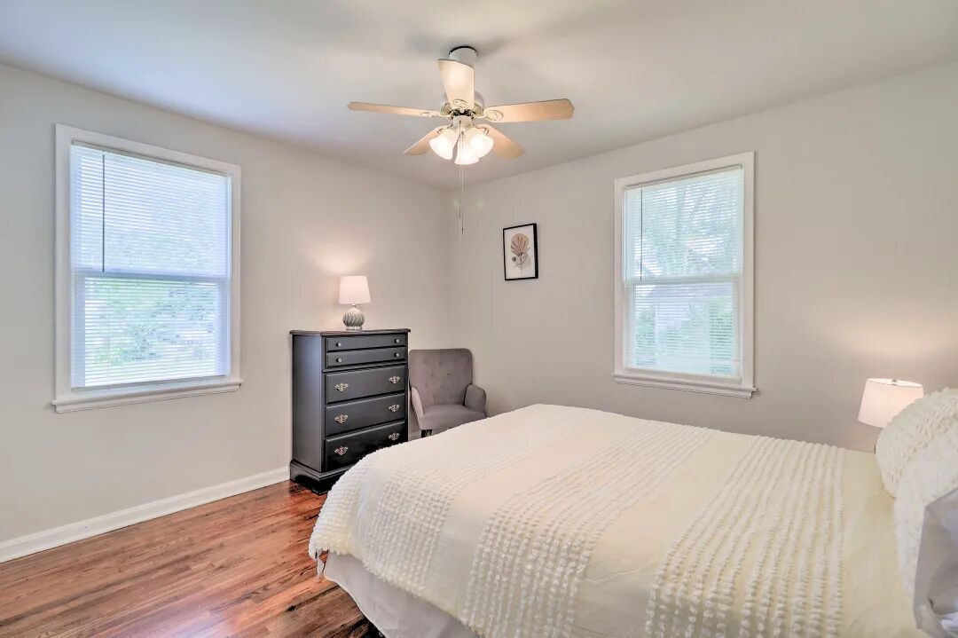 Photo of Bedroom in Lake Forest
