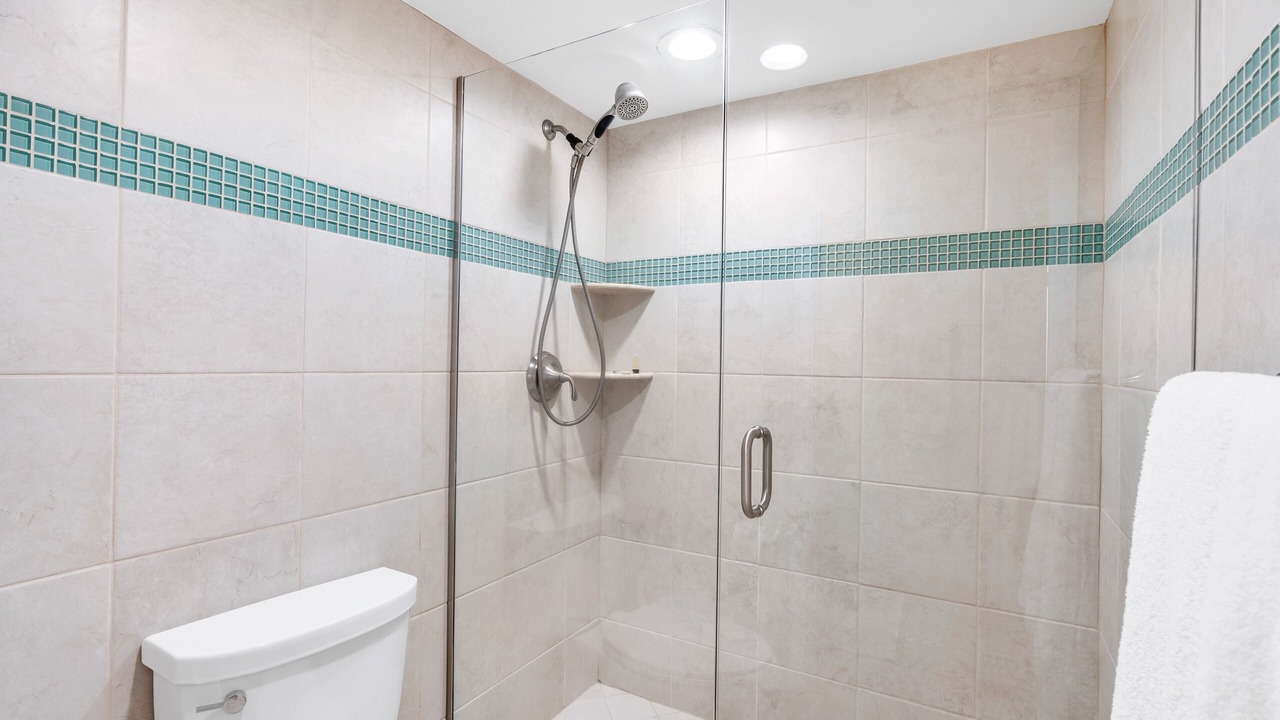 Photo of Bathroom in Park Shore