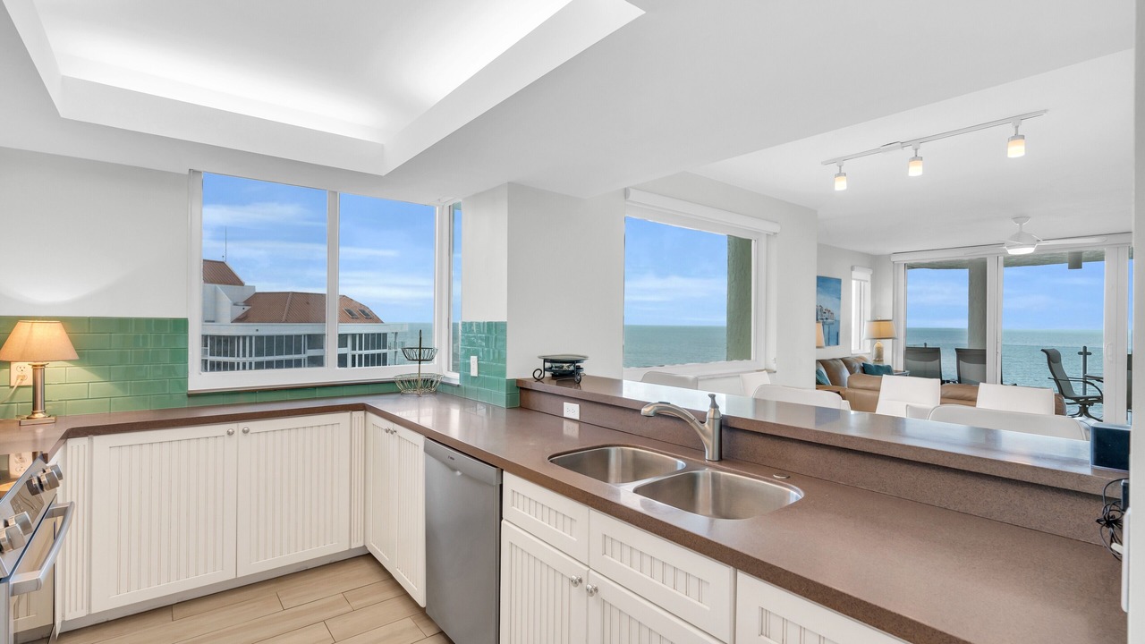 Photo of Kitchen in Park Shore