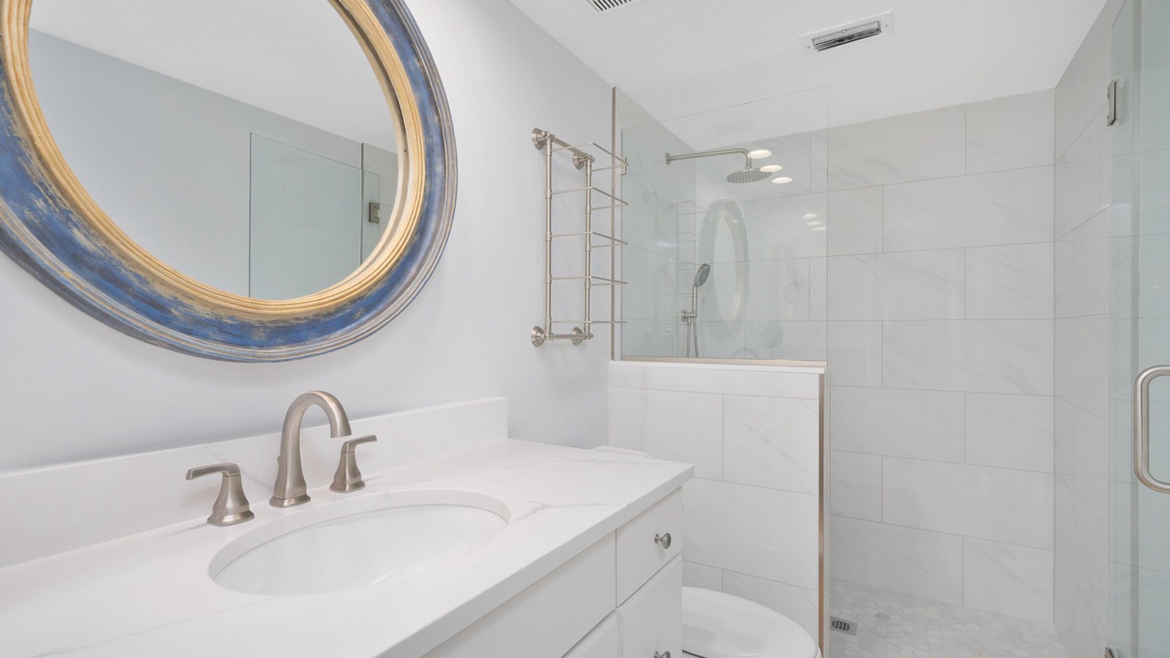 Photo of Bathroom in Sawgrass