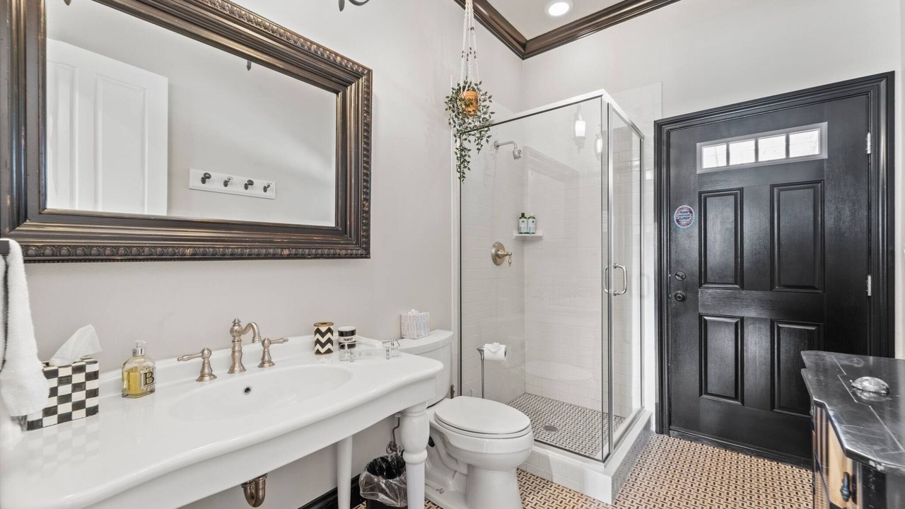 Photo of Bathroom in Seminole