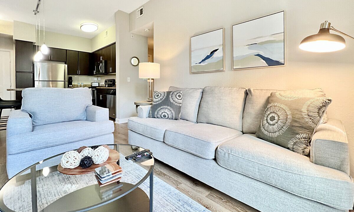 Photo of Livingroom in Carver City - Lincoln Gardens