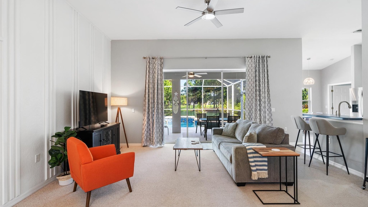 Photo of Livingroom in Long Meadow