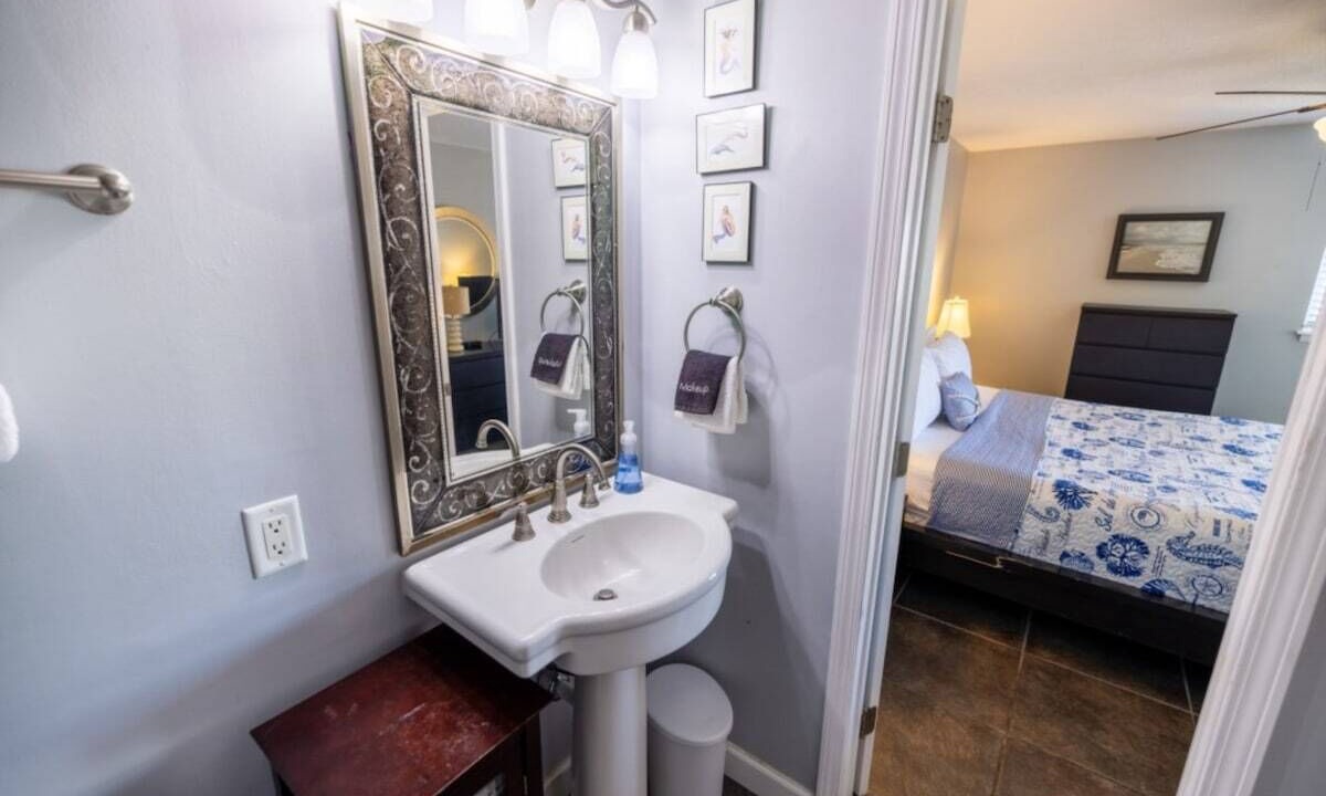 Photo of Bathroom in Fernandina Beach