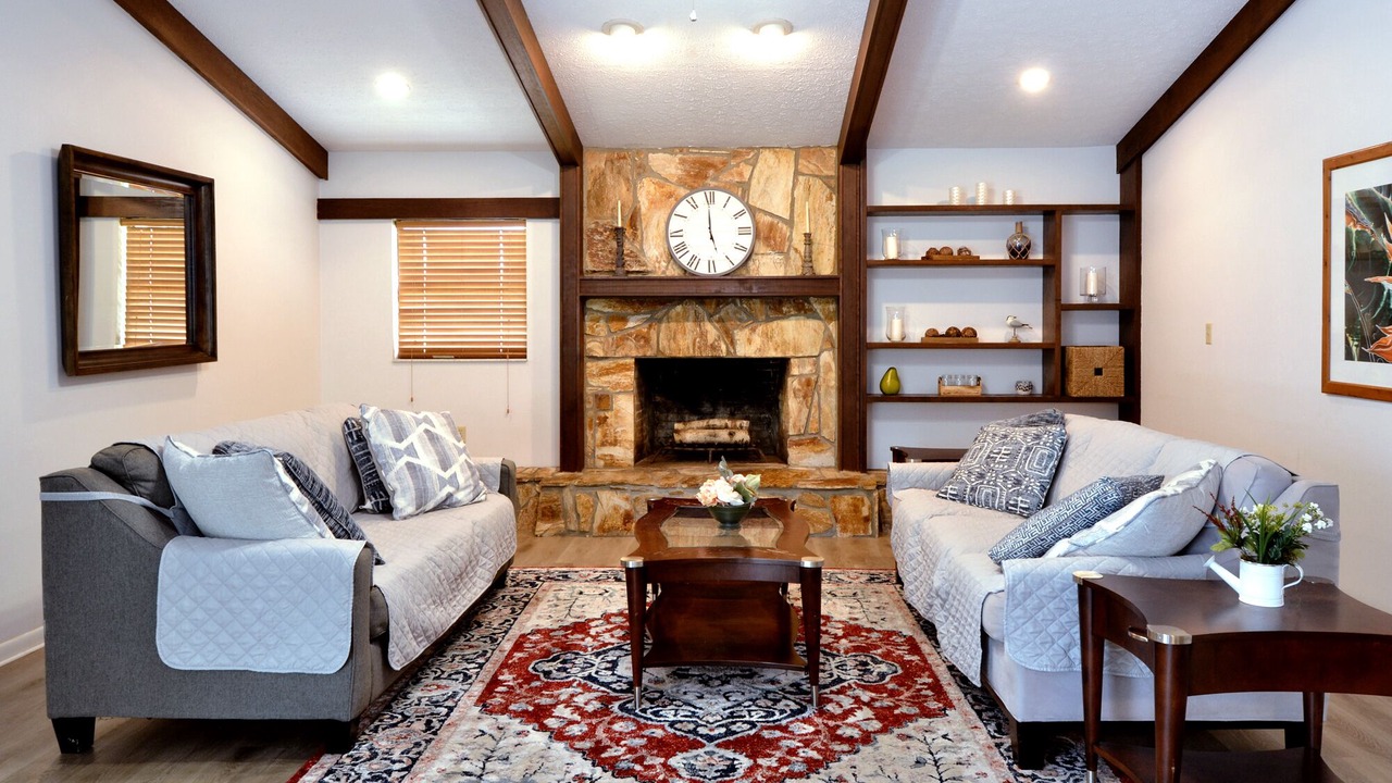 Photo of Livingroom in Fish Hawk