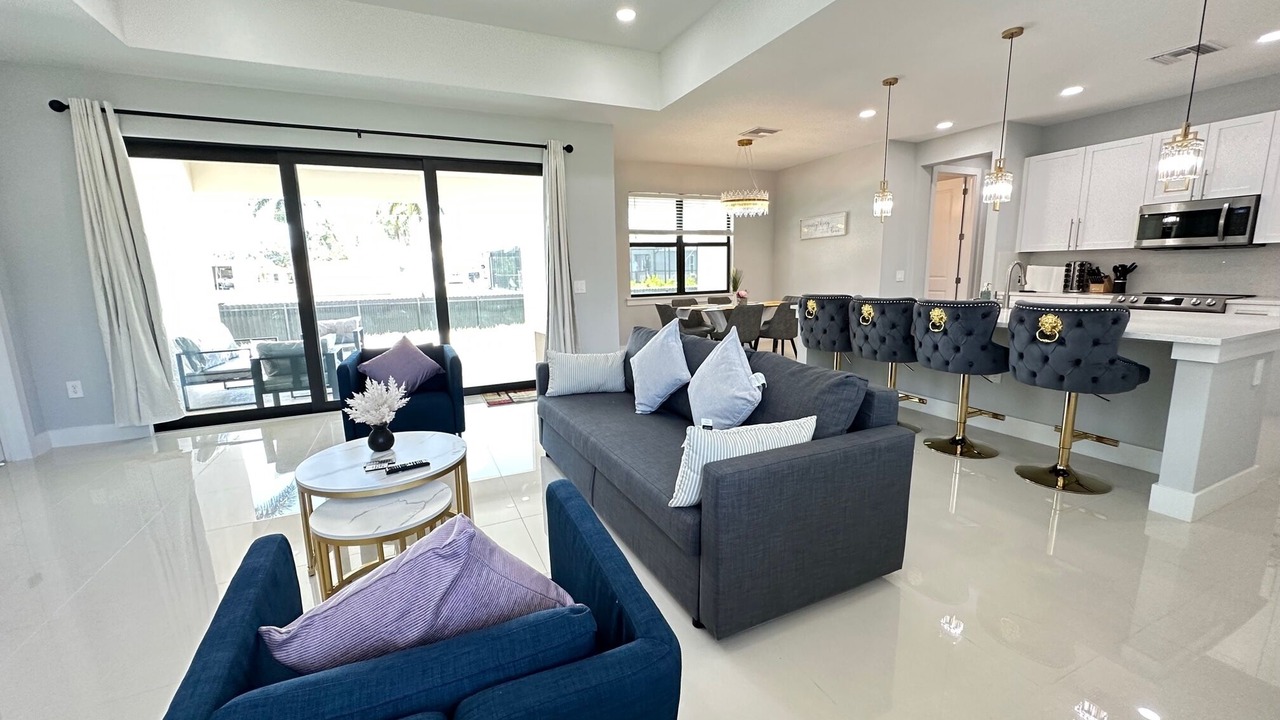 Photo of Livingroom in San Carlos Park