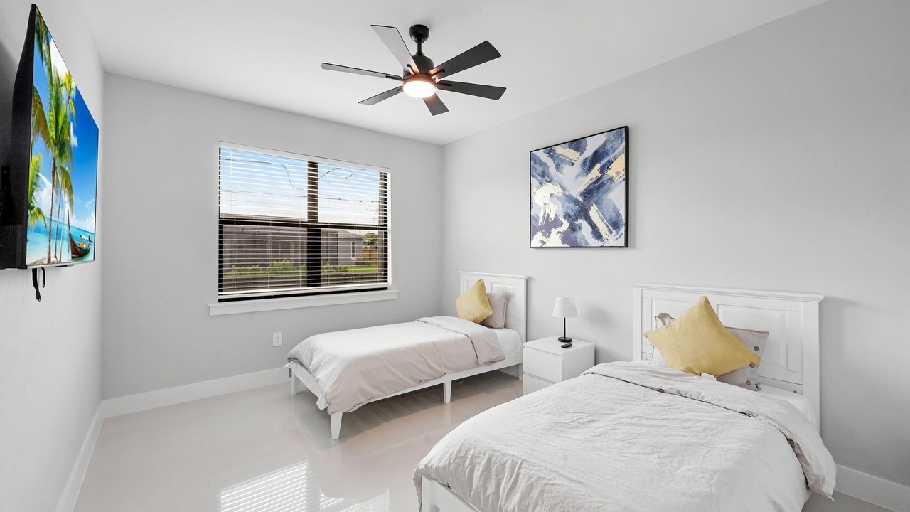 Photo of Bedroom in San Carlos Park