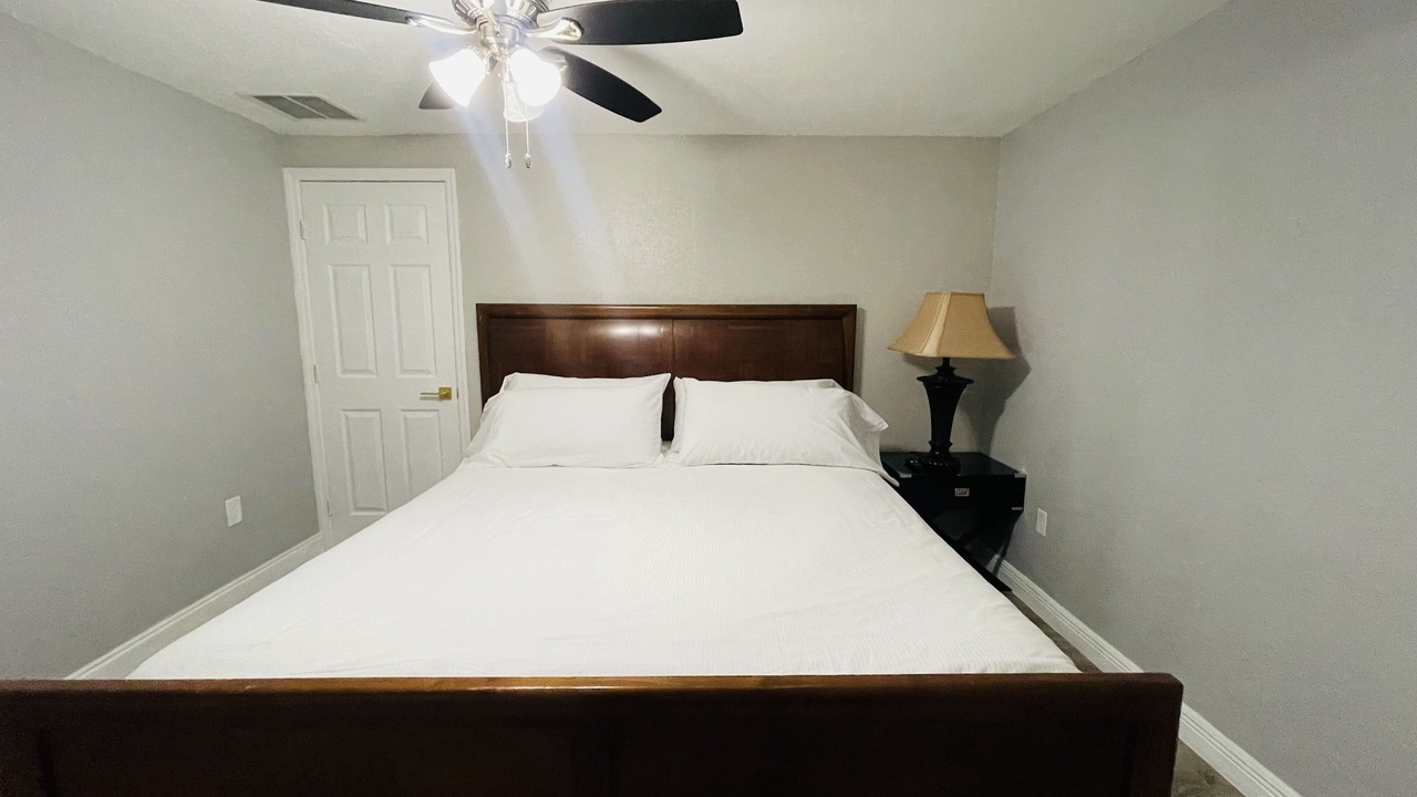 Photo of Bedroom in South Gate Ridge