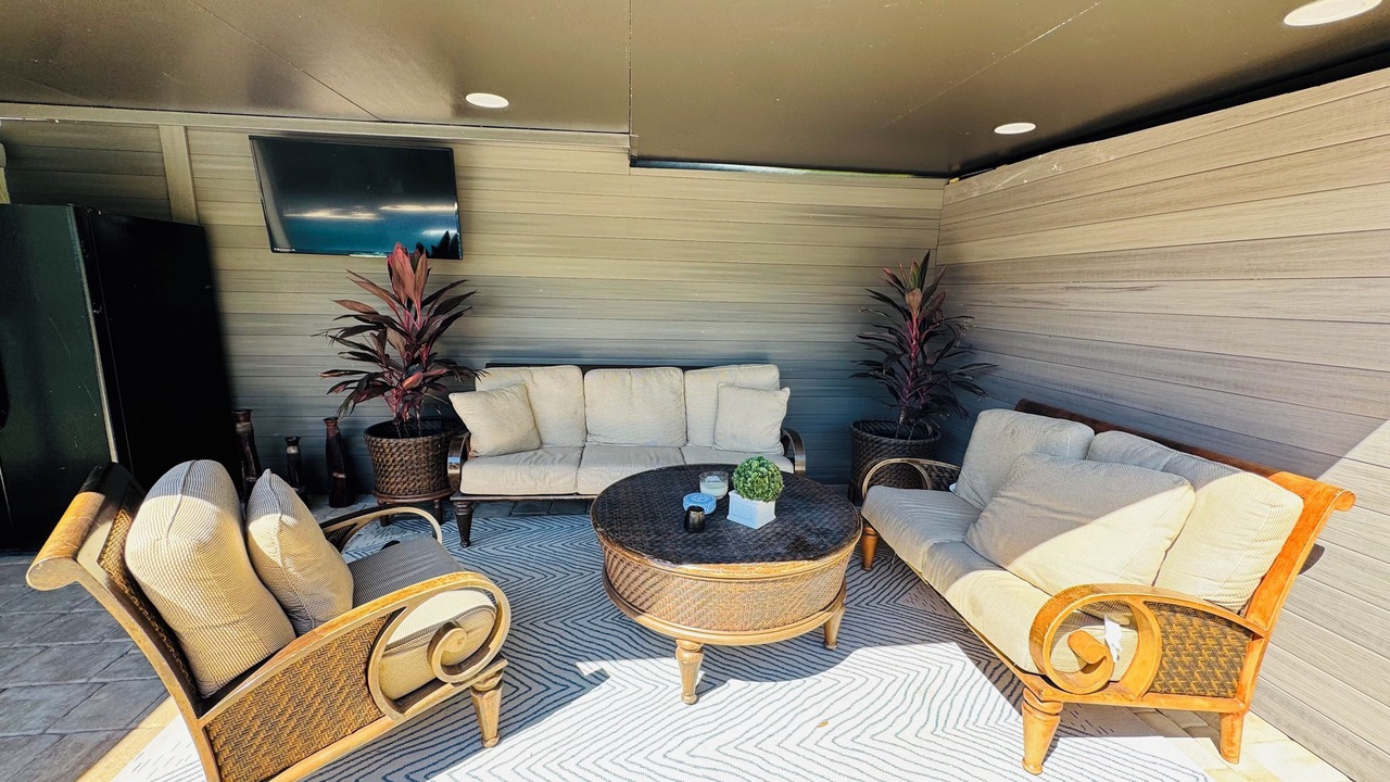 Photo of Livingroom in South Gate Ridge