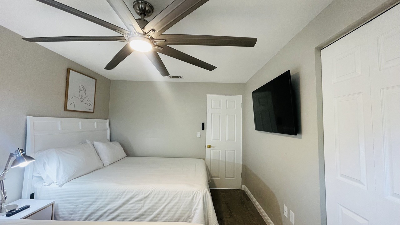Photo of Bedroom in South Gate Ridge