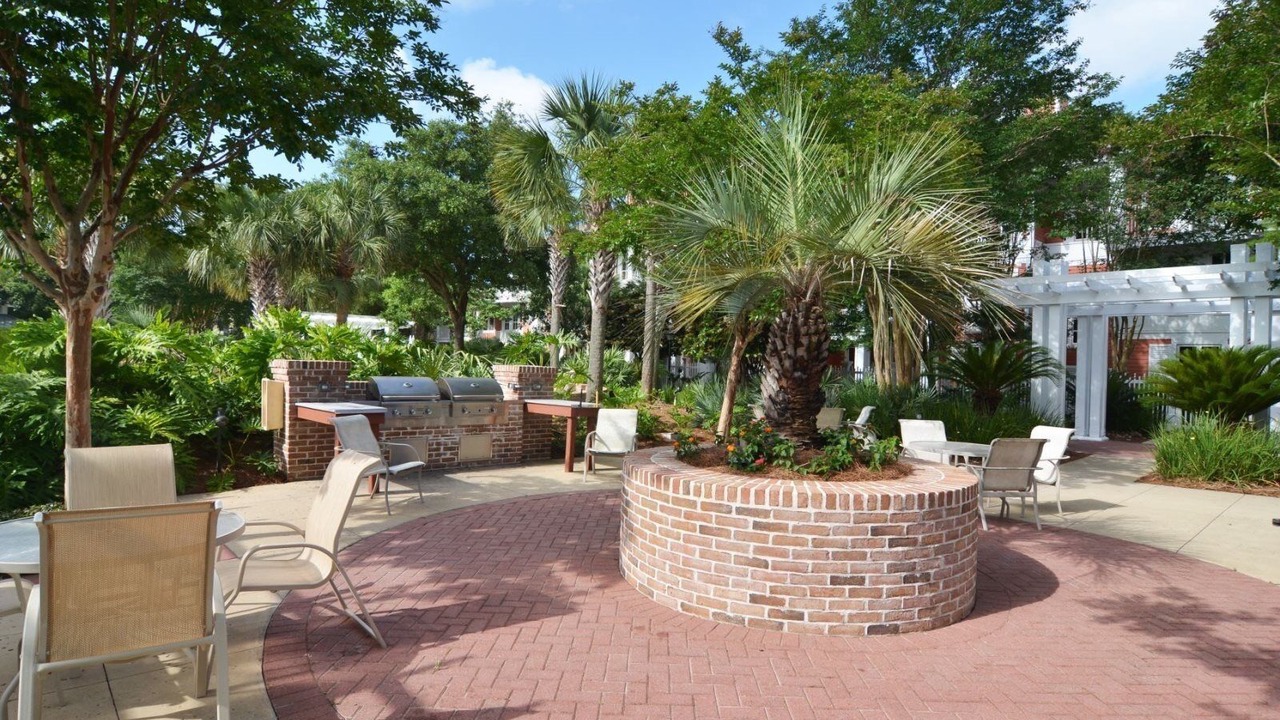 Photo of Outdoor in Baytowne Wharf
