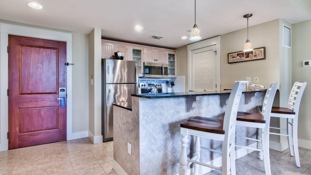 Photo of Kitchen in Baytowne Wharf
