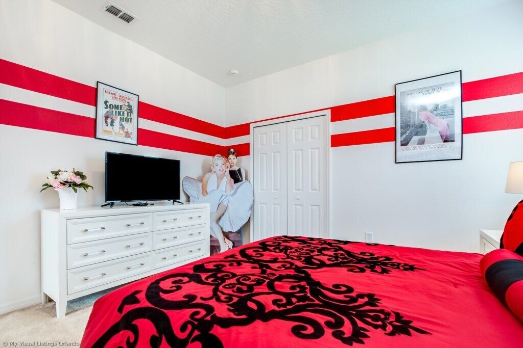 Photo of Bedroom in Loughman