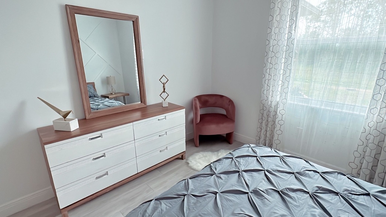Photo of Bedroom in North Port