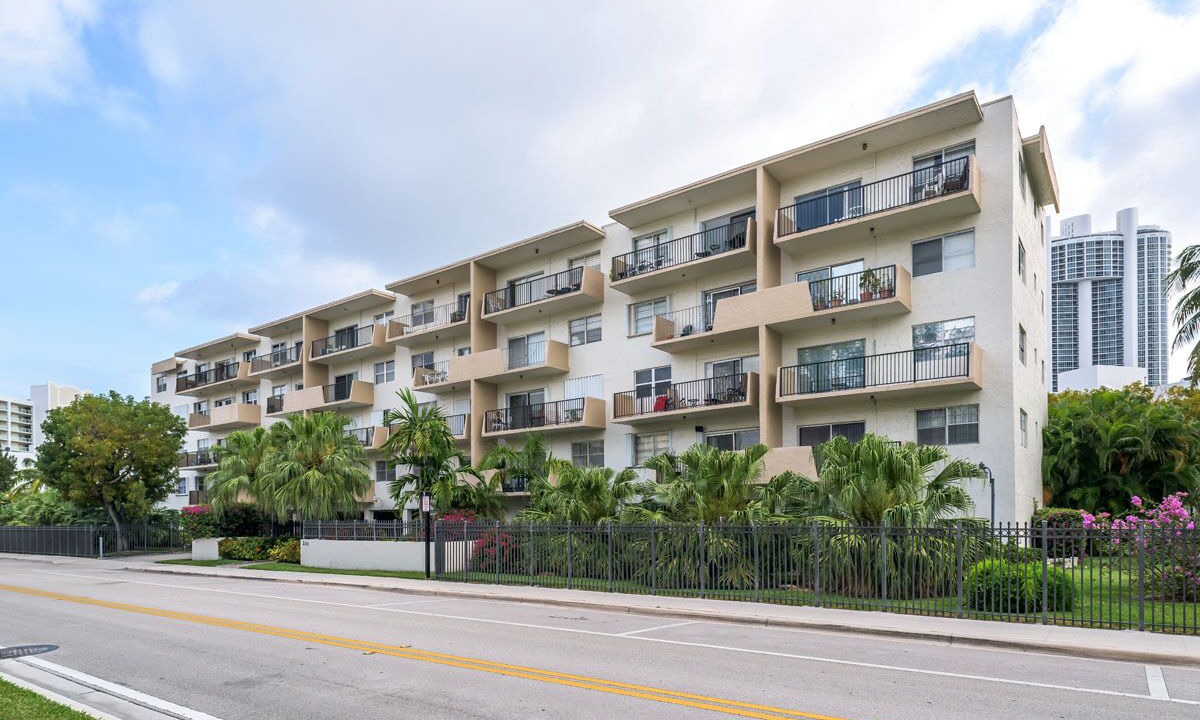 Photo of Outdoor in Sunny Isles Beach
