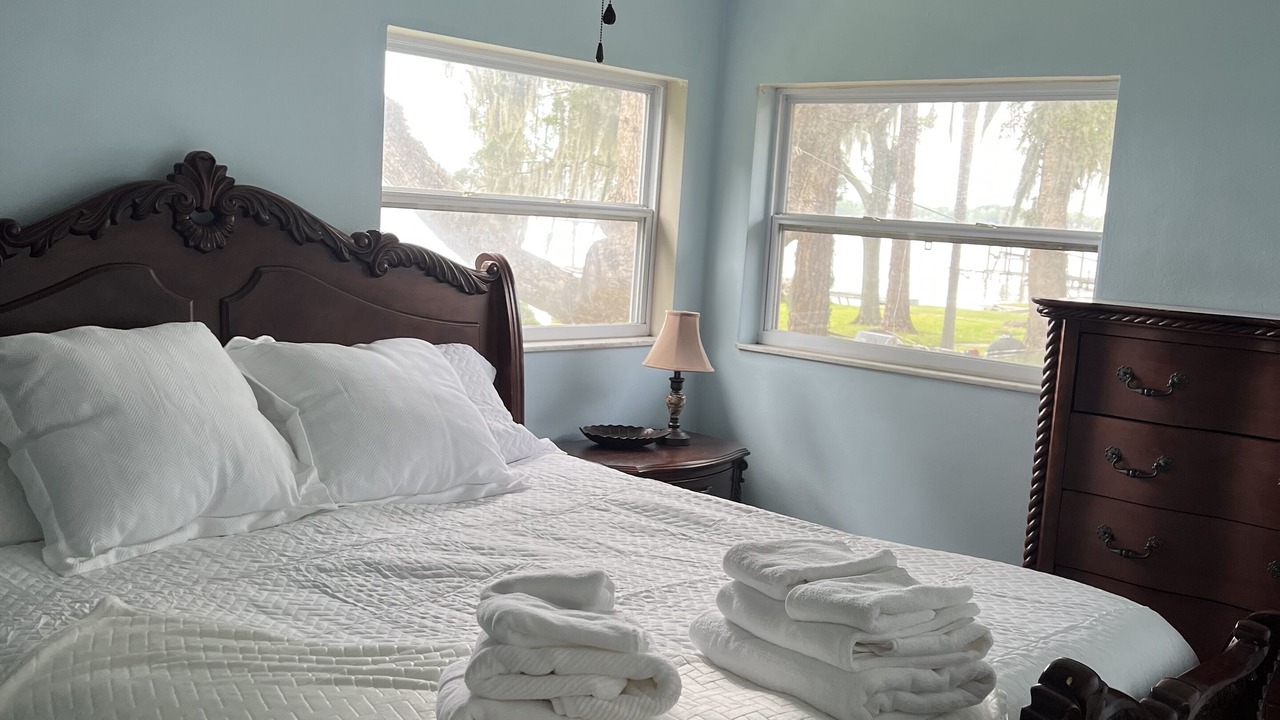 Photo of Bedroom in Forest City