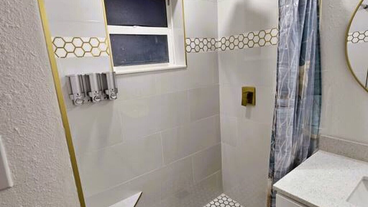 Photo of Bathroom in Ortona North