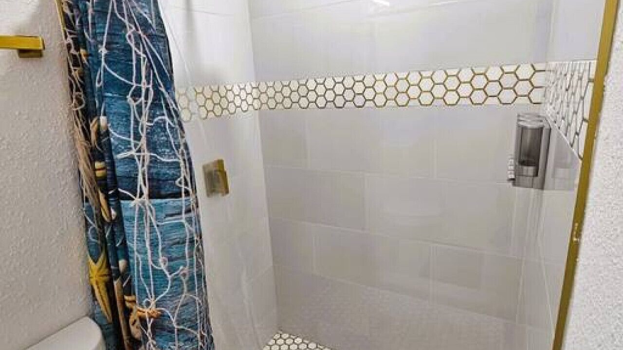 Photo of Bathroom in Ortona North