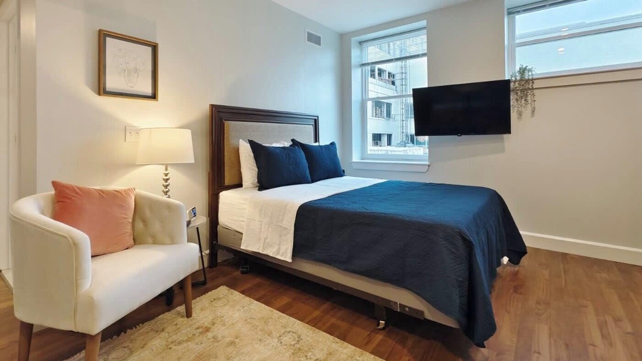Photo of Bedroom in Downtown Jacksonville