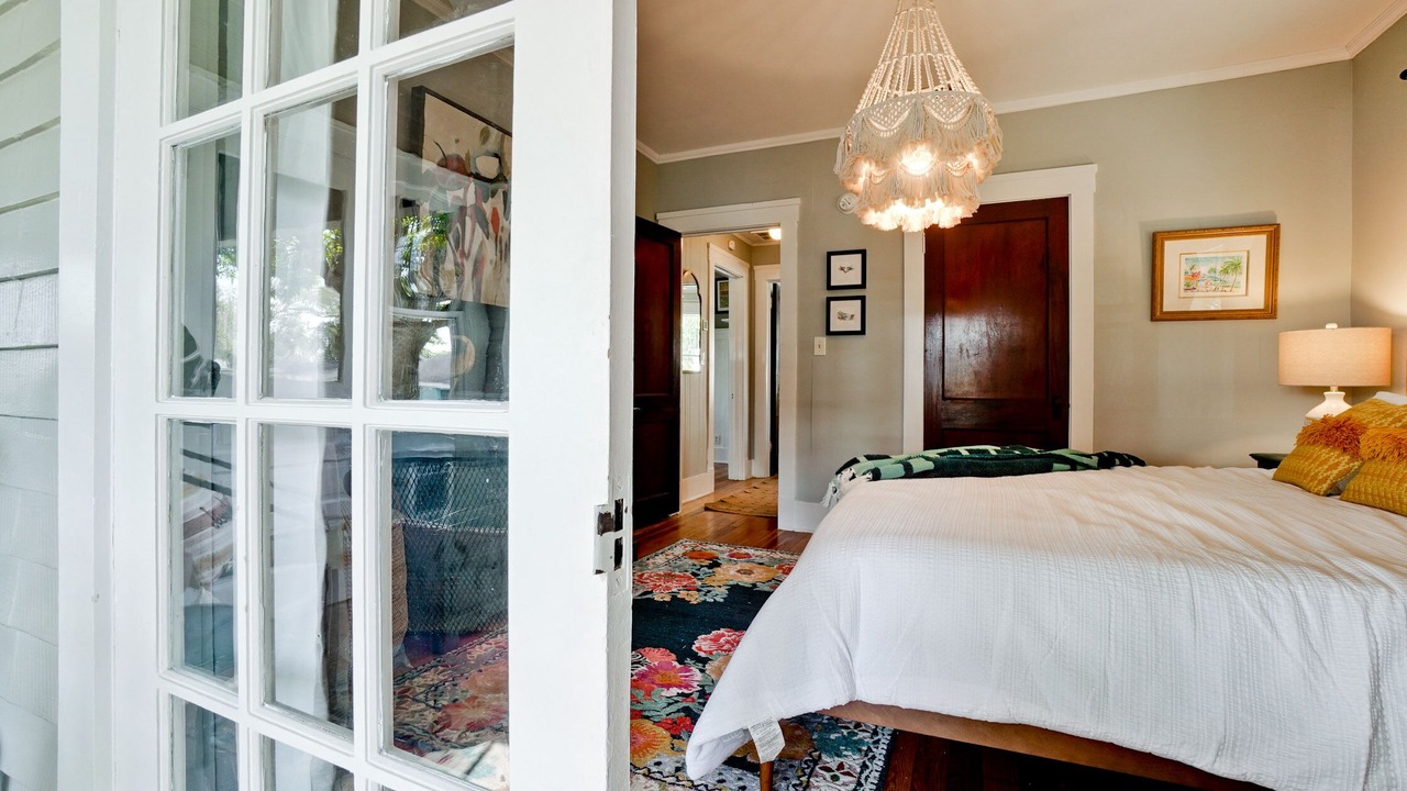 Photo of Bedroom in River District