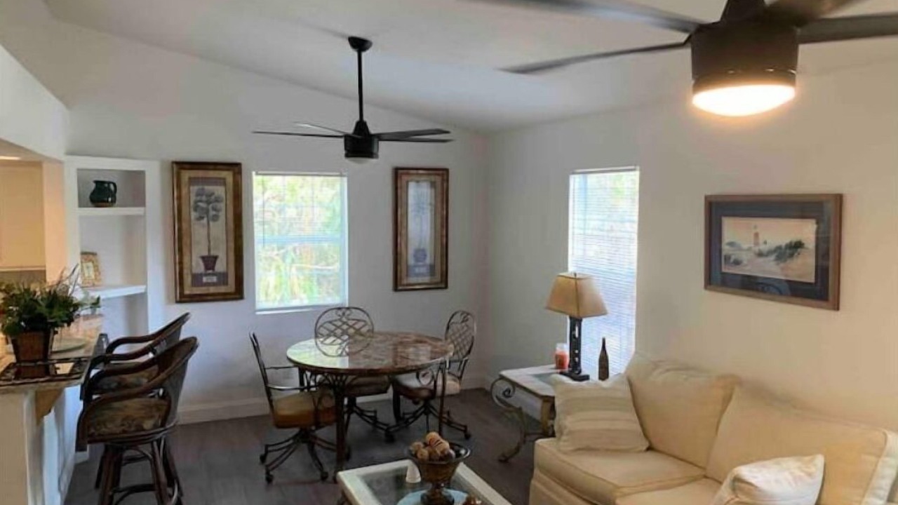 Photo of Livingroom in Palm Bay