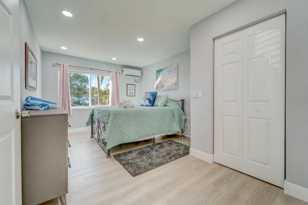 Photo of Bedroom in Singer Island