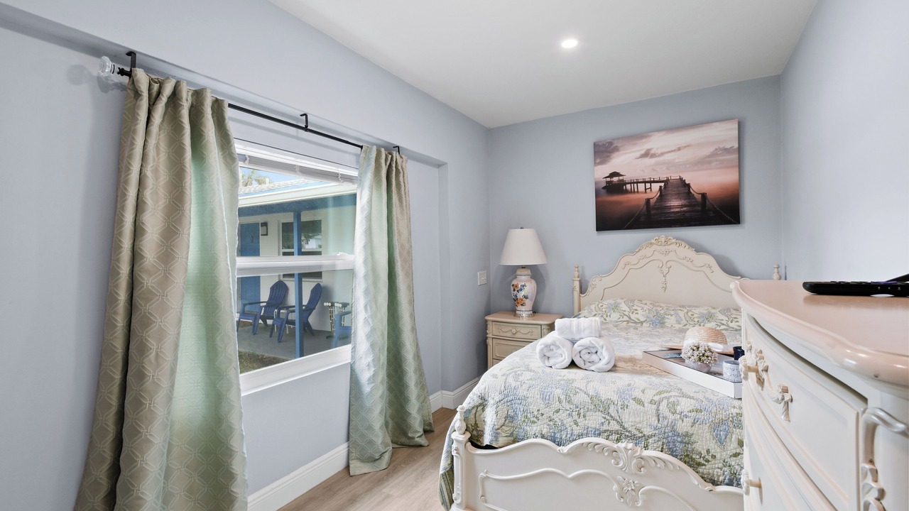 Photo of Bedroom in Singer Island
