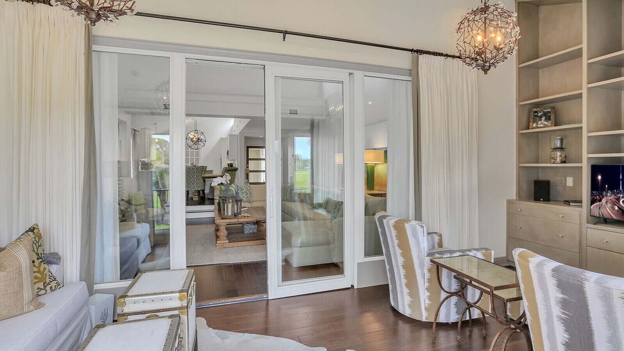 Photo of Livingroom in Sawgrass