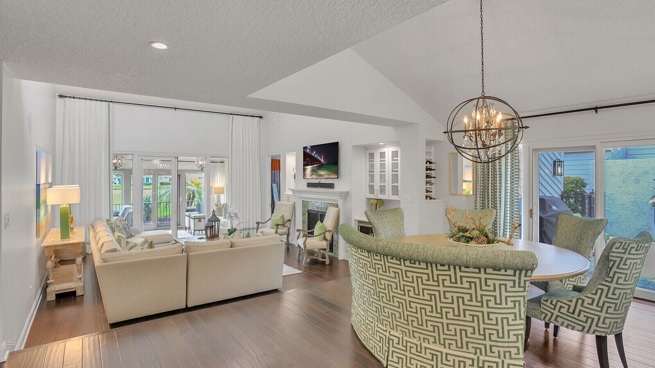 Photo of Livingroom in Sawgrass