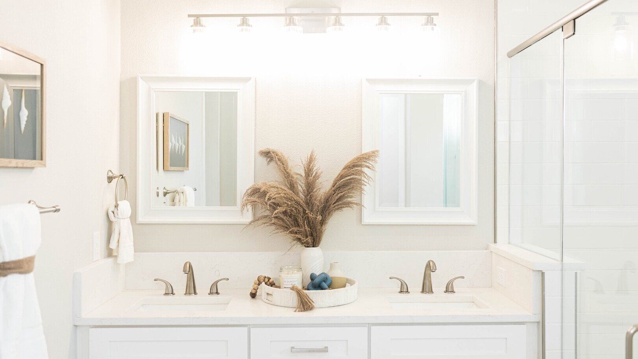 Photo of Bathroom in Cape Caneveral Beach Gardens