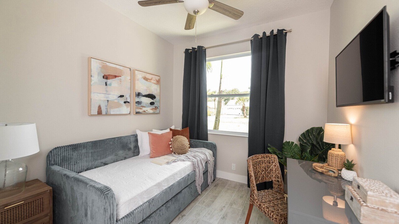 Photo of Bedroom in Cape Caneveral Beach Gardens