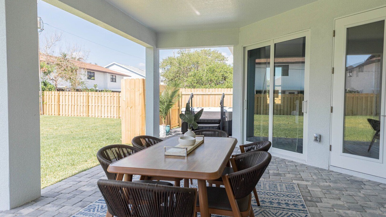 Photo of Outdoor in Cape Caneveral Beach Gardens