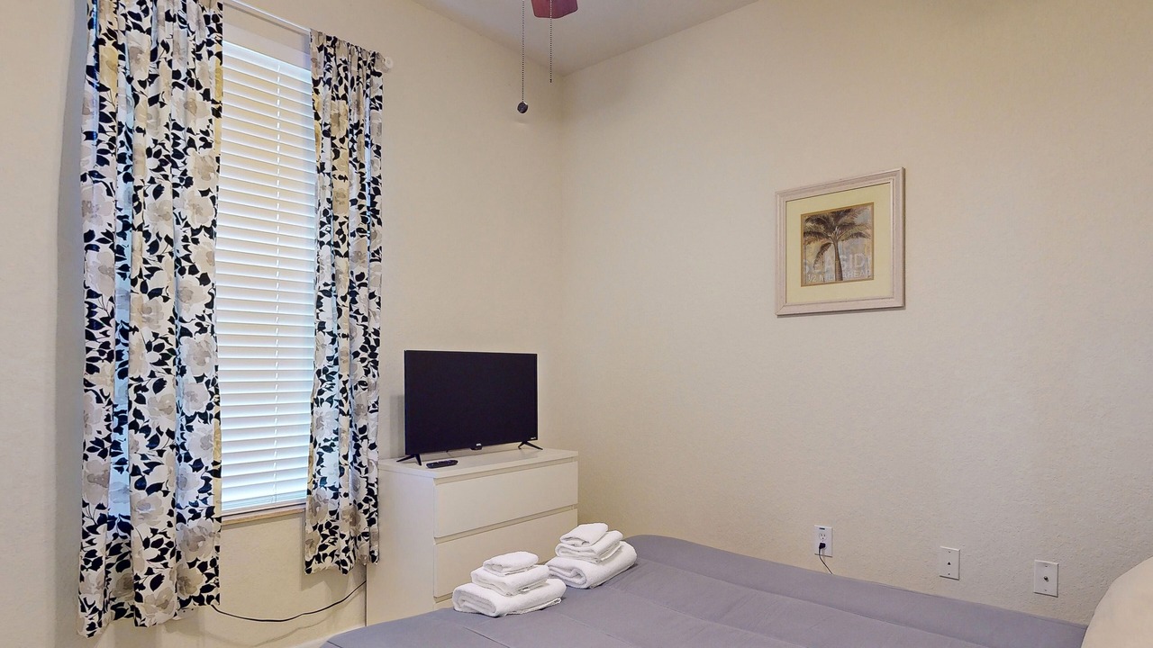 Photo of Bedroom in Trafalgar Village