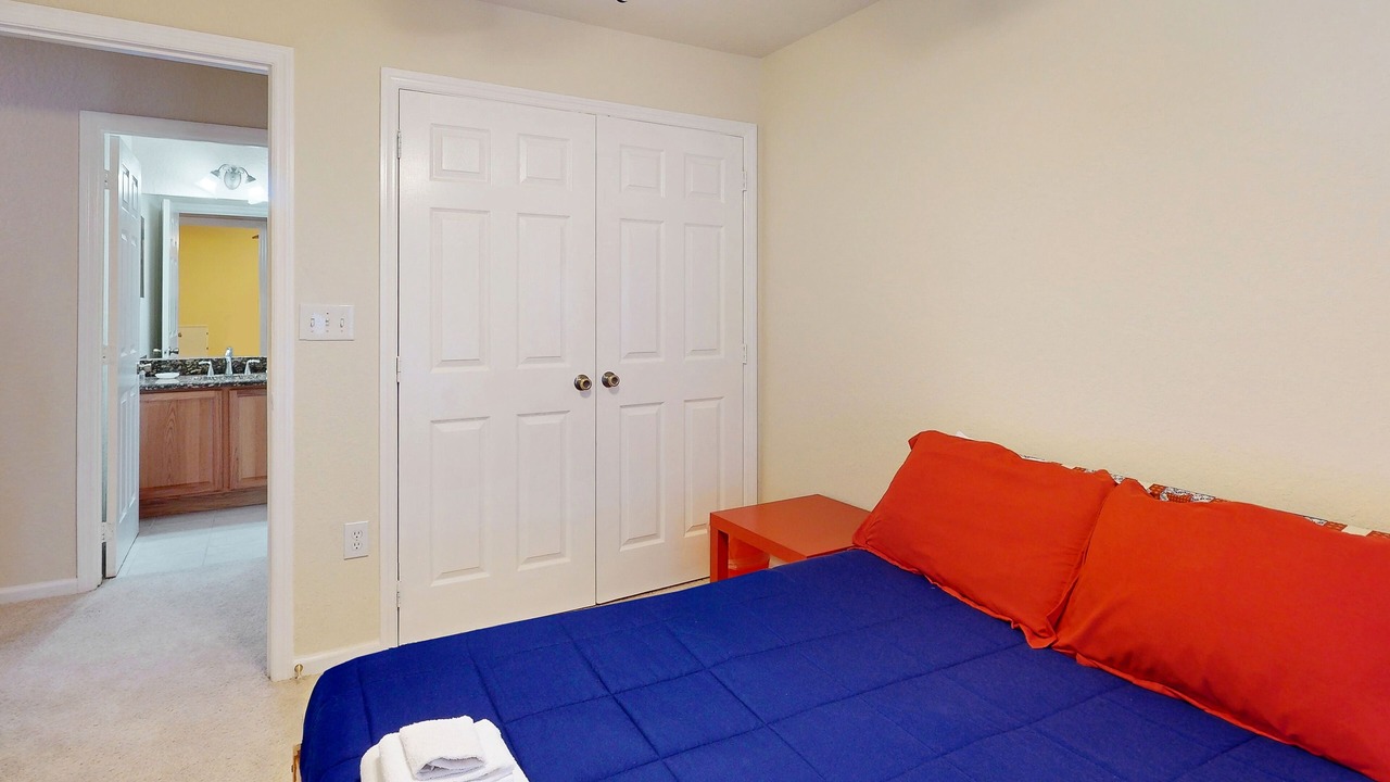 Photo of Bedroom in Trafalgar Village