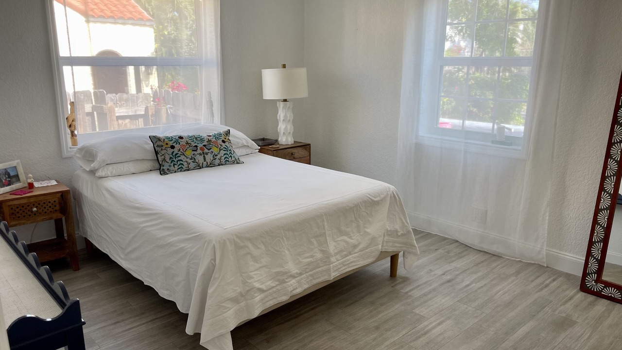 Photo of Bedroom in Old Northwood Historic District