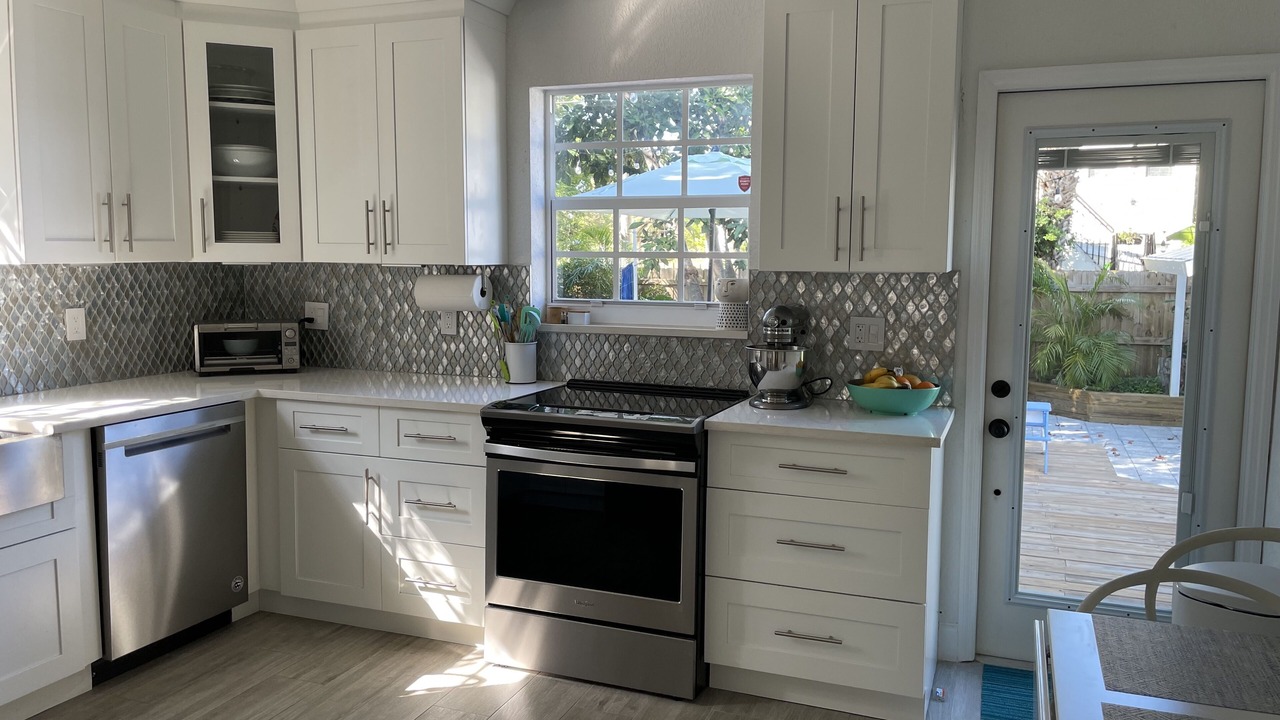 Photo of Kitchen in Old Northwood Historic District