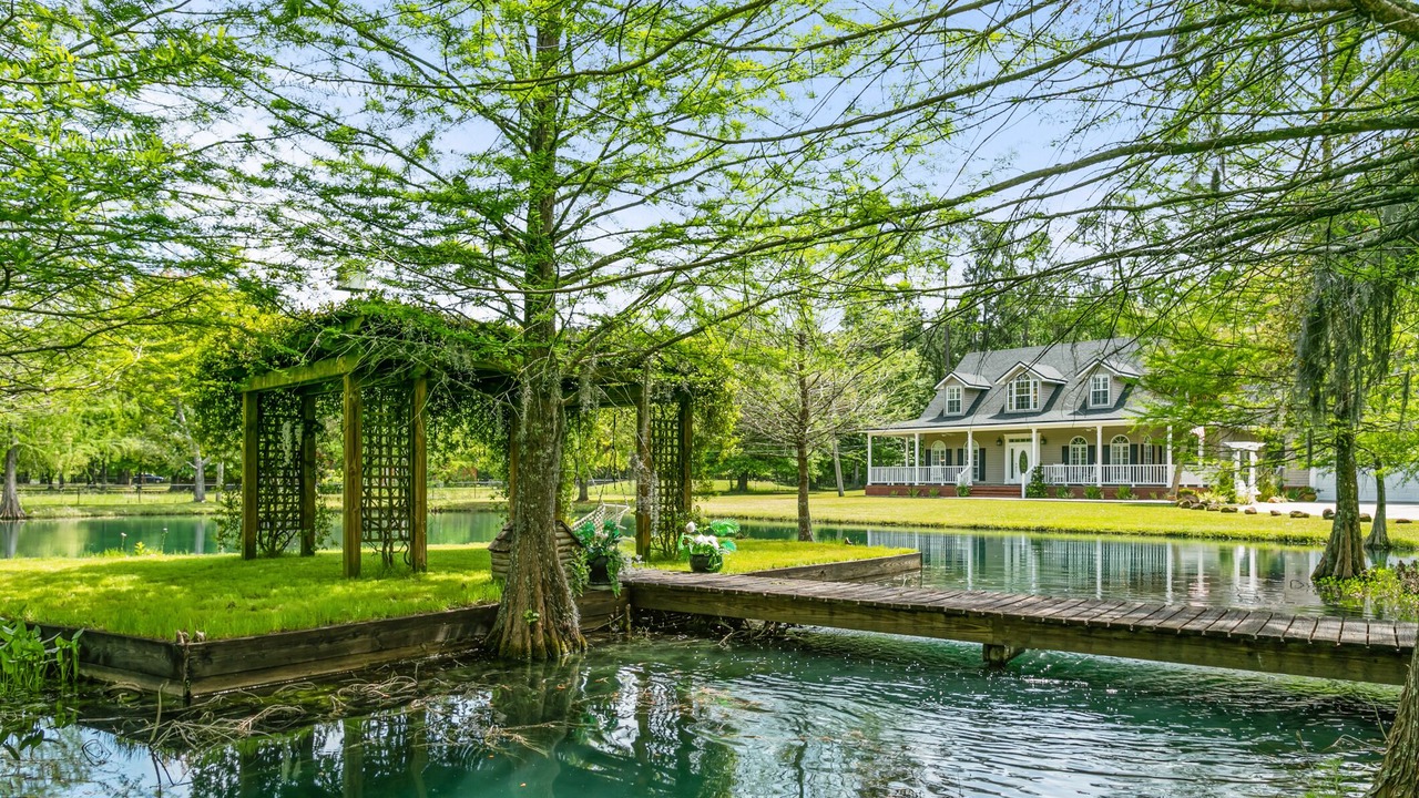 Photo of Outdoor in Northside