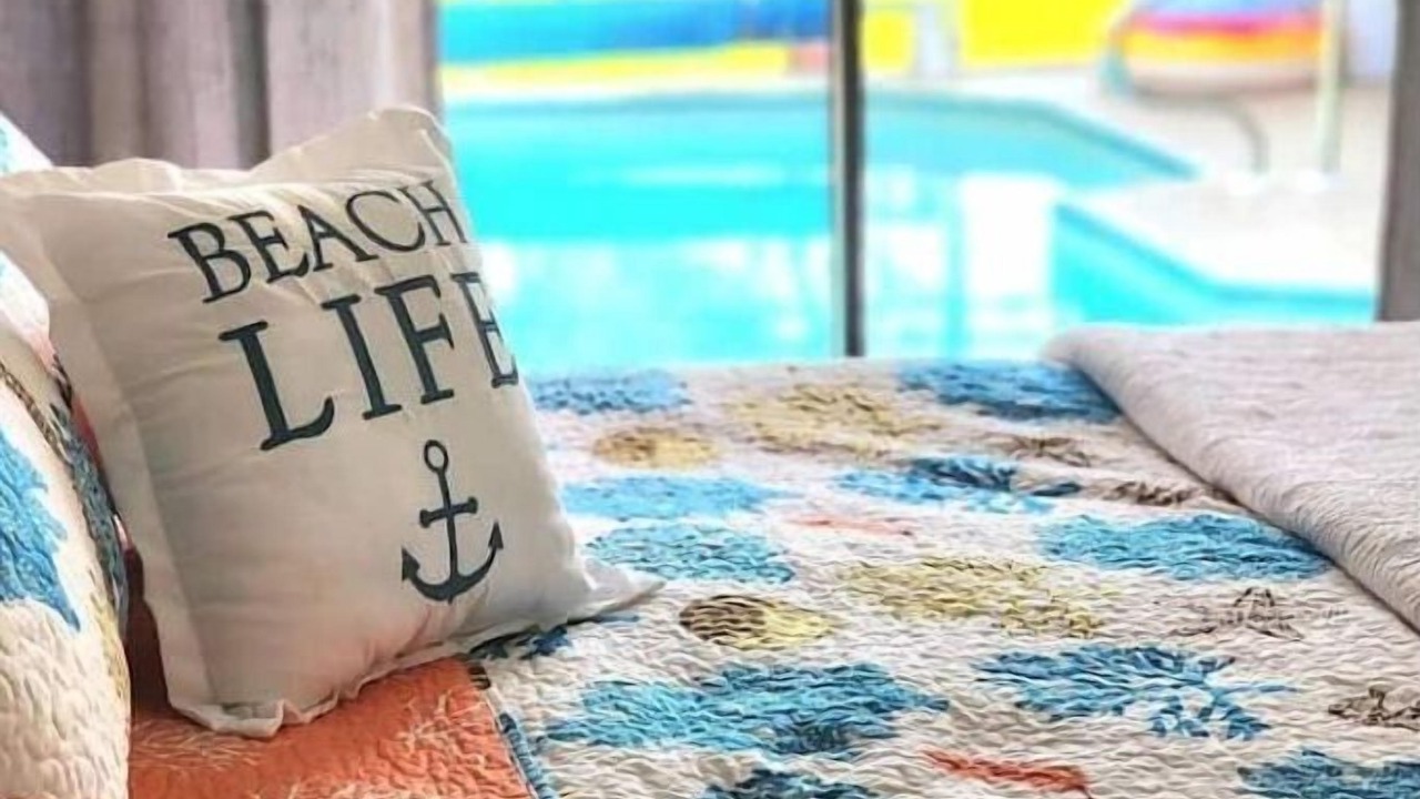 Photo of Bedroom in Yacht Club