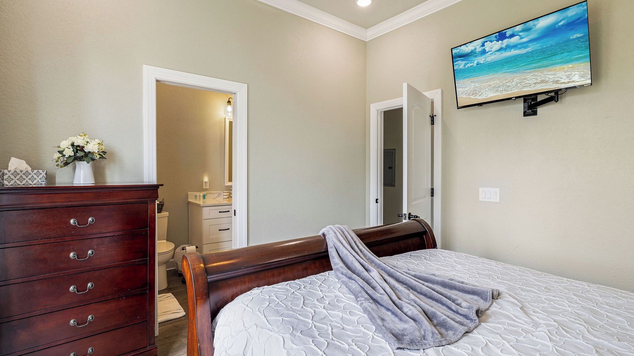 Photo of Bedroom in Mary Esther